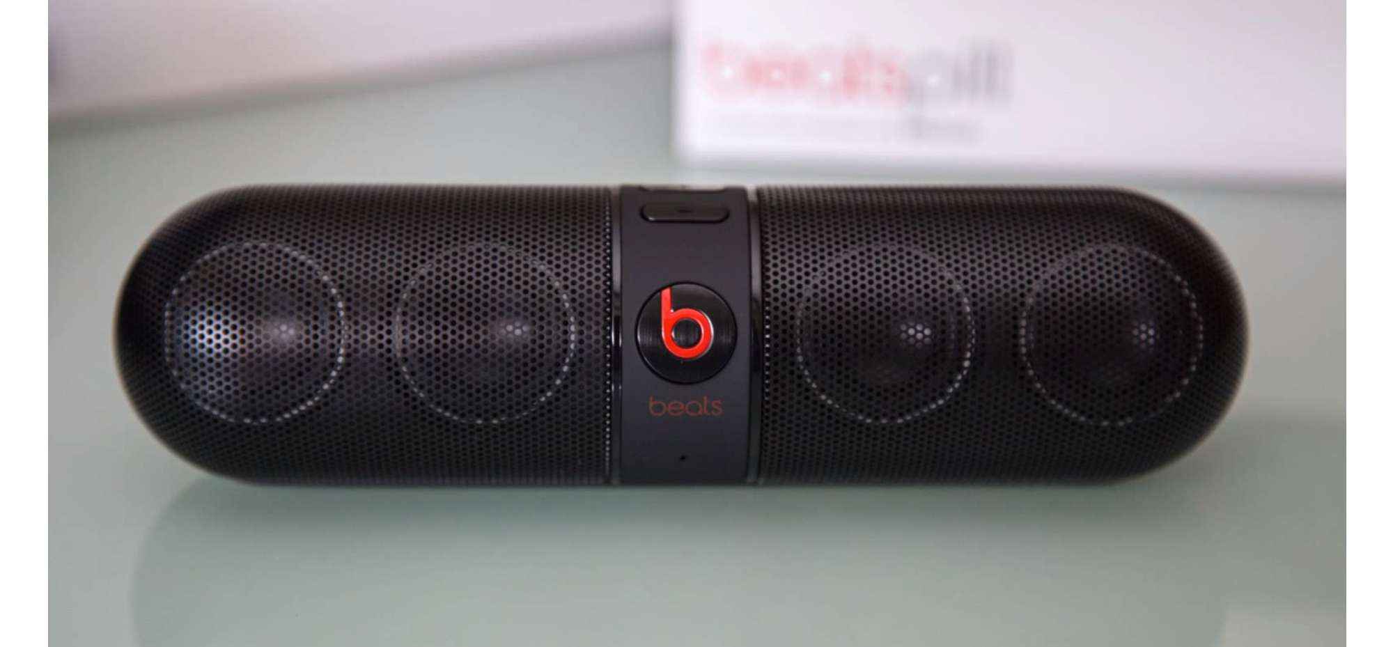 Unboxing altavoz Beats Pill