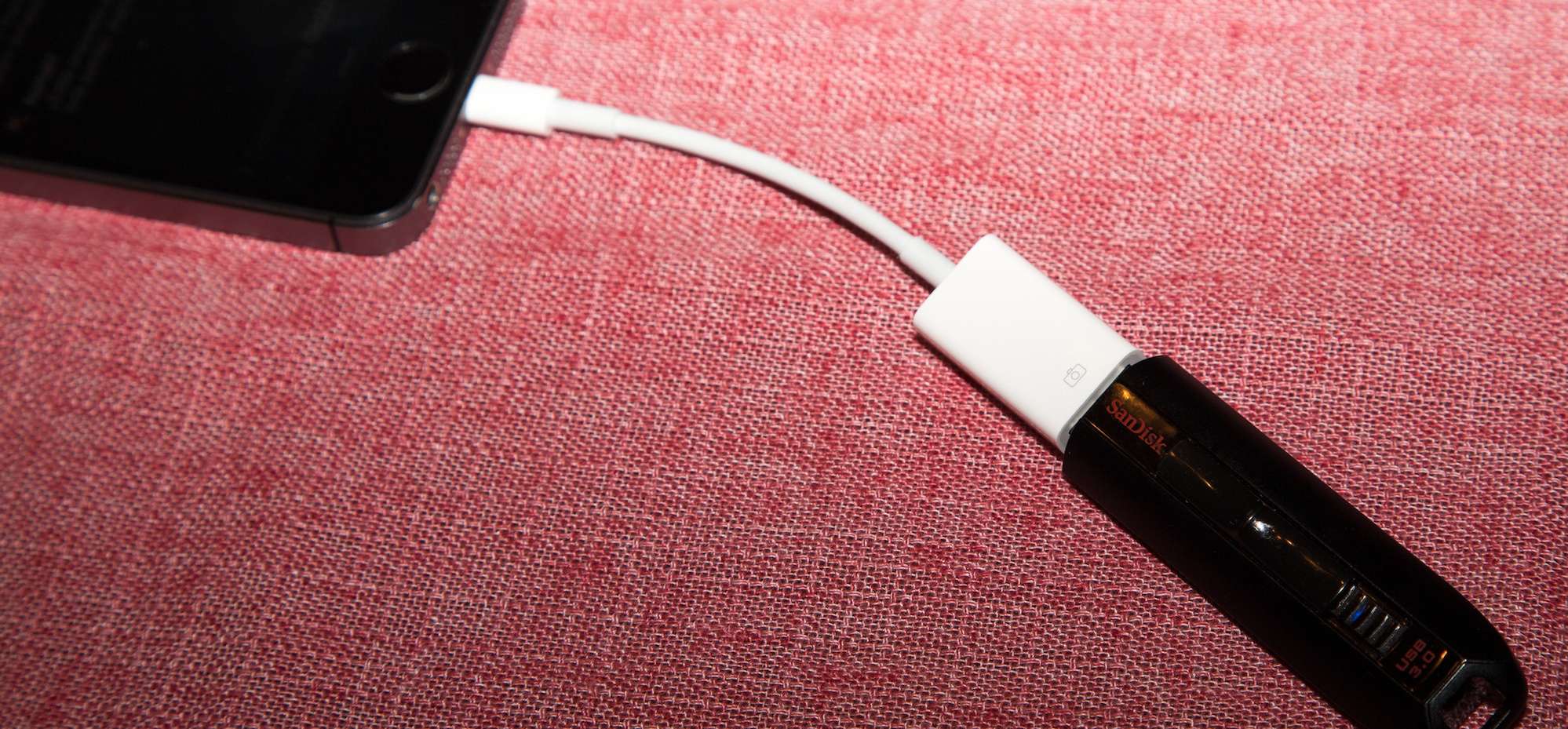 ¿Puedo conectar un pendrive a un iPad?