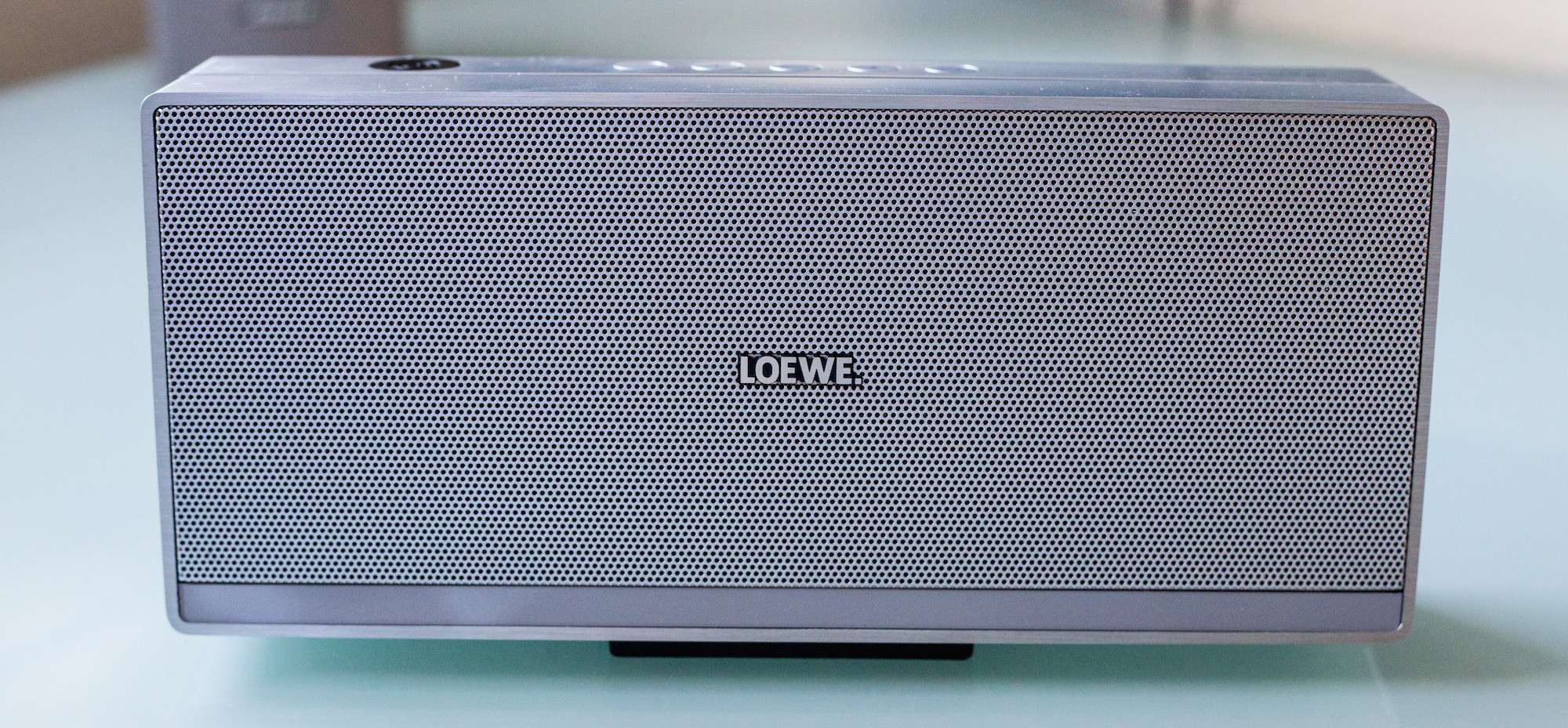 Desempaquetado y análisis del altavoz Loewe Speaker 2Go