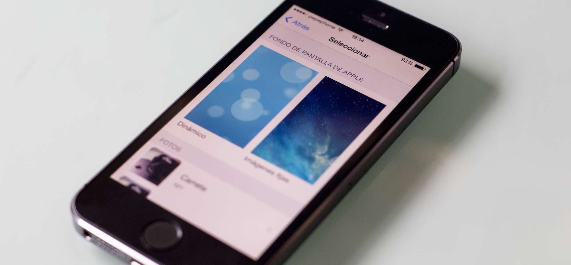 Cómo crear un fondo de pantalla para el iPhone con iOS7 con efecto Parallax