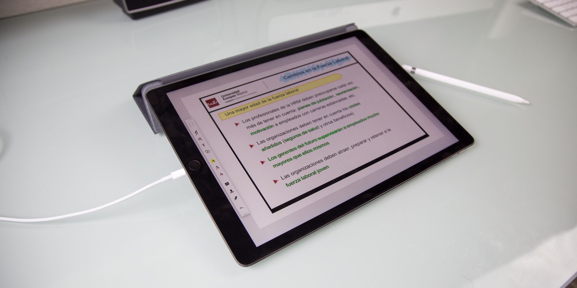 PDF Expert permite realizar anotaciones en documentos Pdf en iOS