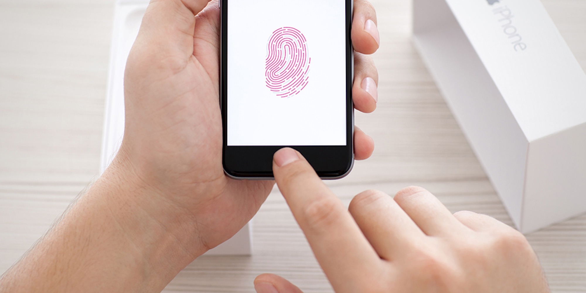 Permiten al FBI el desbloqueo de un iPhone protegido con huella dactilar
