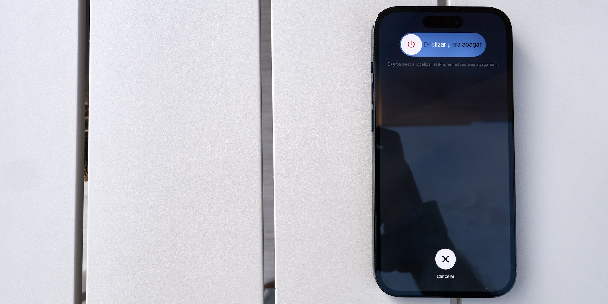 Cómo apagar un iPhone (Método sin botones, sin pantalla táctil)