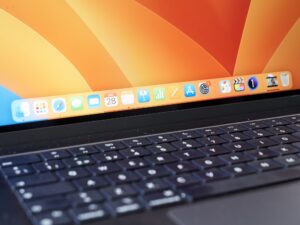 MacBook Air 15" M2 2023 · Dock y apps