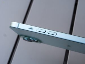 iPhone 15 · Botón Acción