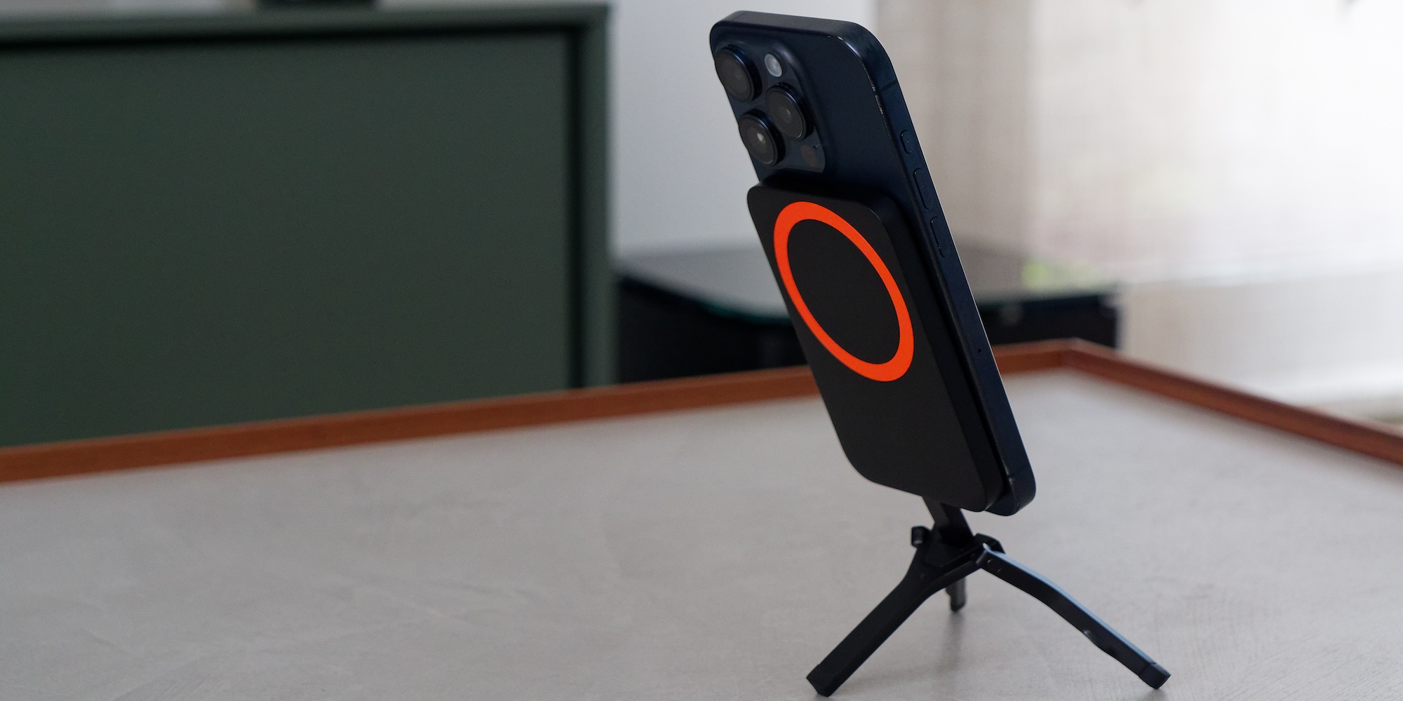 Trípode Spigen OneTap MagFit+ con MagSafe: Análisis y Opinión