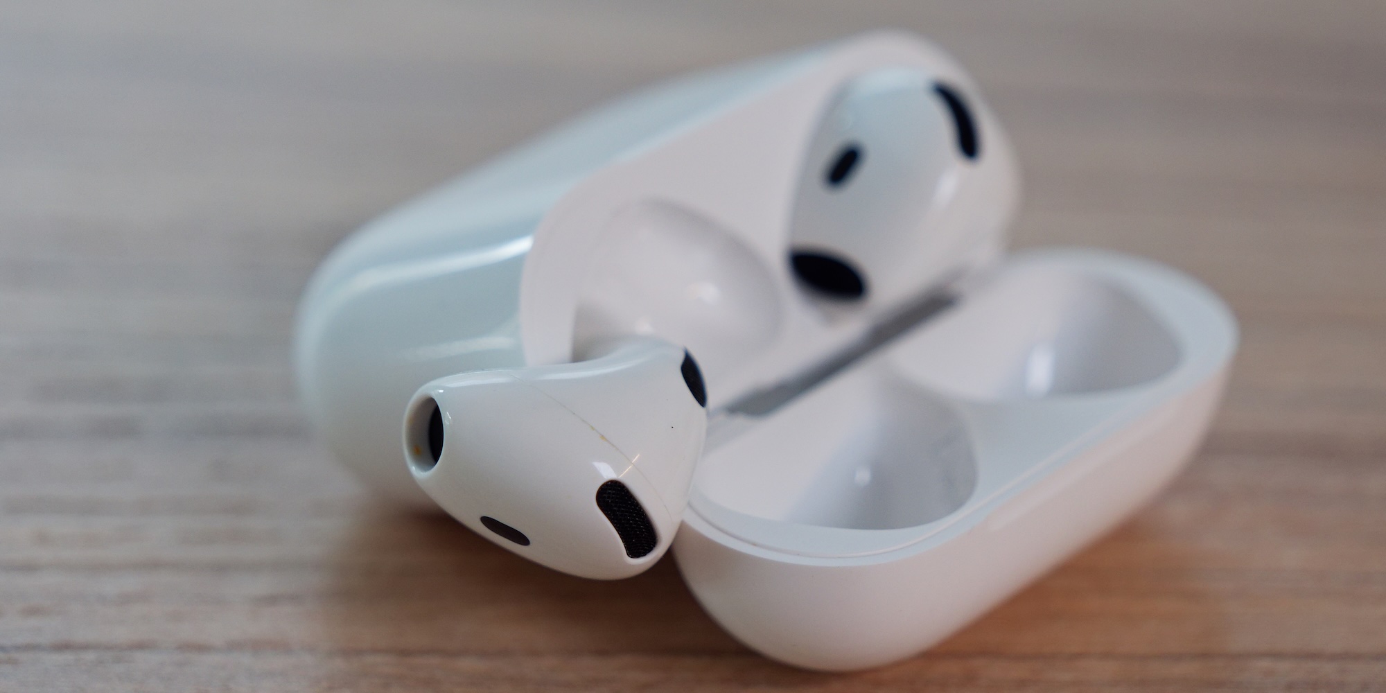 Apple AirPods 4 con cancelación de sonido · Ventajas y Desventajas