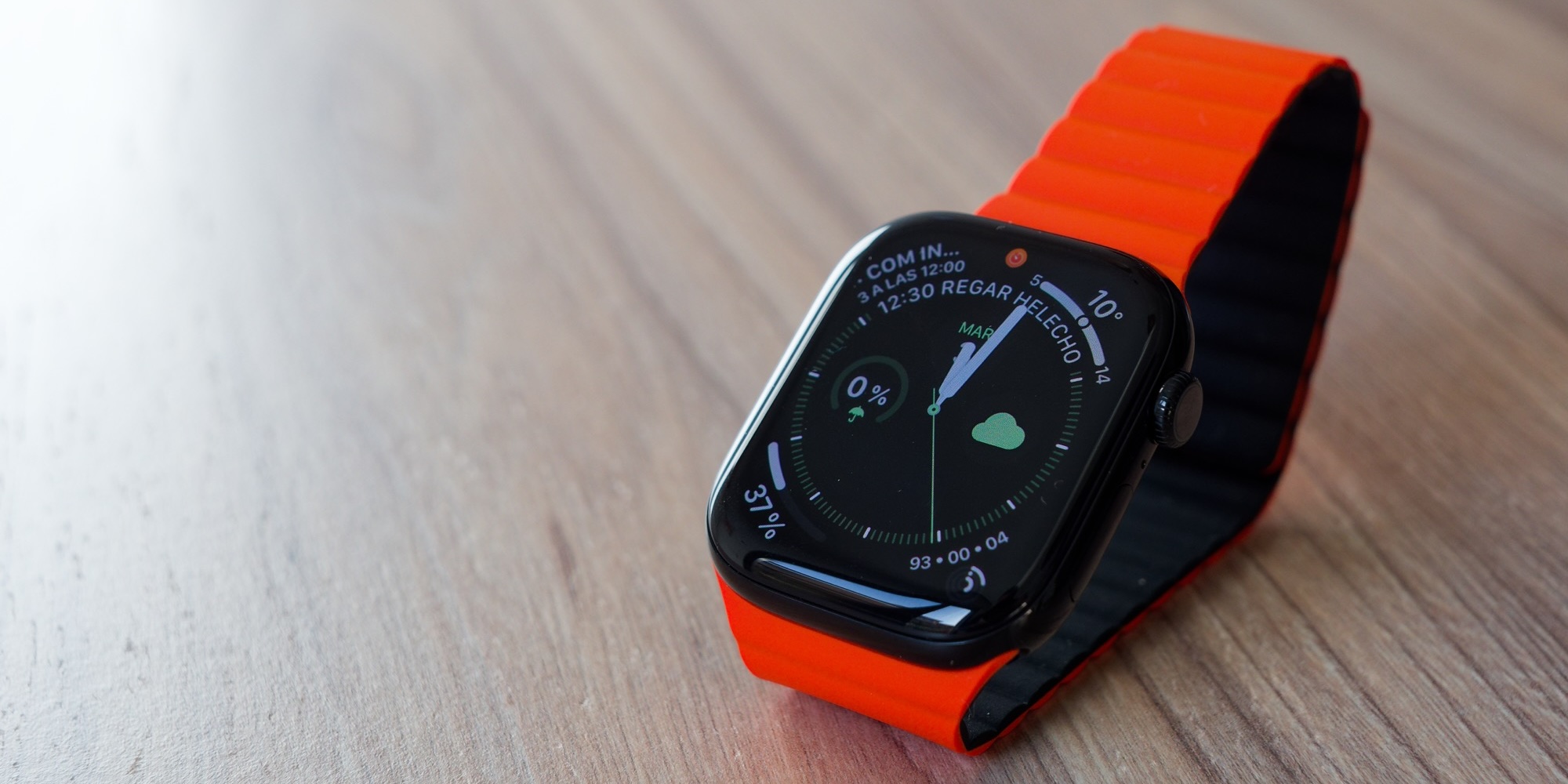 Correa de eslabones magnéticos para Apple Watch de Bisikor · Análisis y opinión