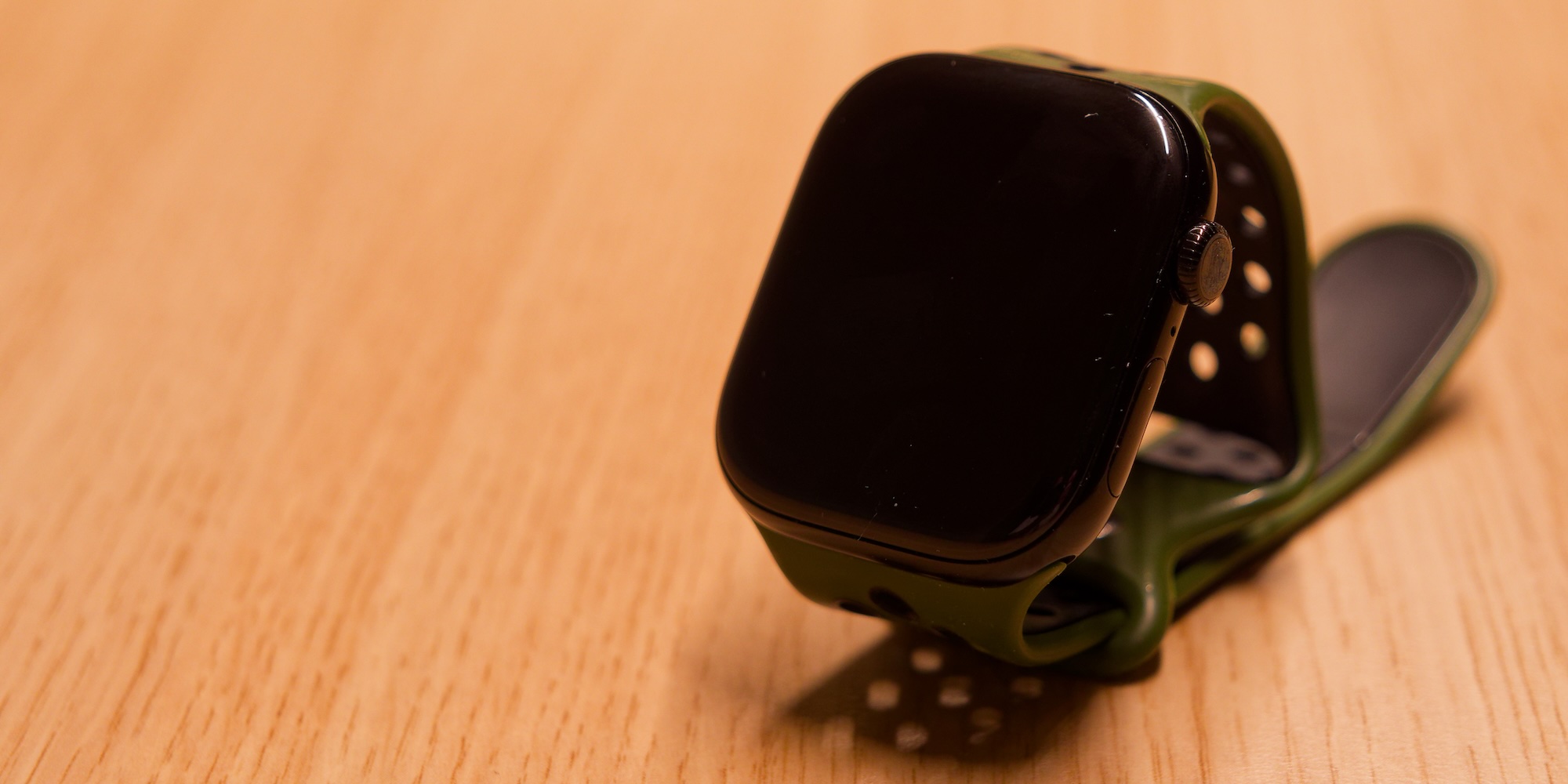¿Cómo apagar temporalmente la pantalla del Apple Watch?