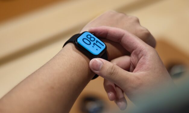 Grave riesgo si instalas esto en el Apple Watch, no lo hagas ☠️