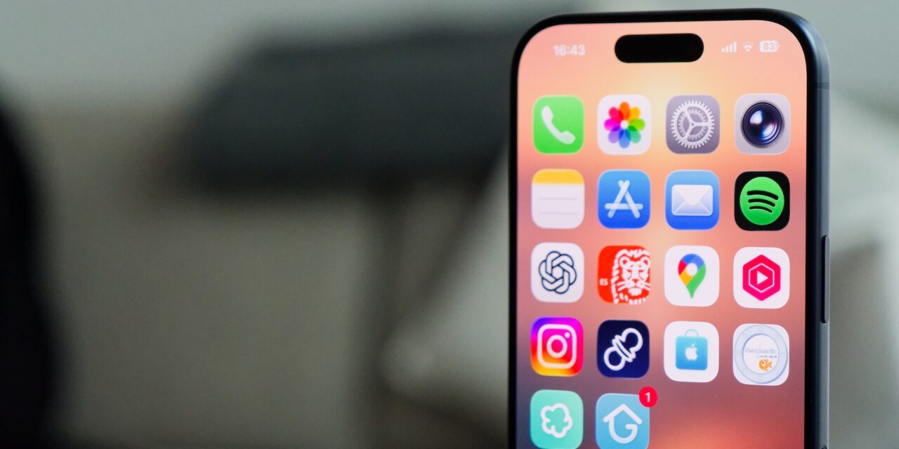 Truco: Cómo ocultar nombres de apps en iPhone y iPad (iOS26 iPadOS26)
