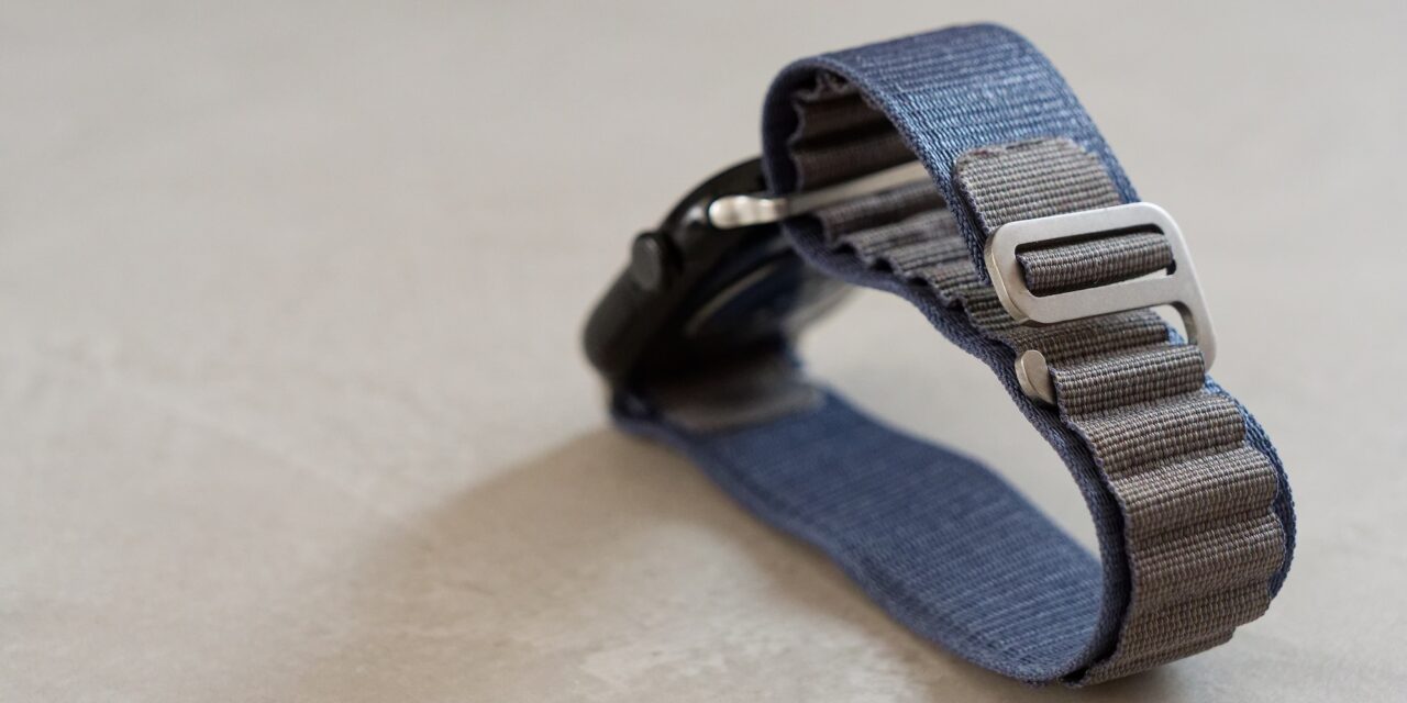 Correa Loop Alpine para Apple Watch Series 11 y anteriores de Amazon 