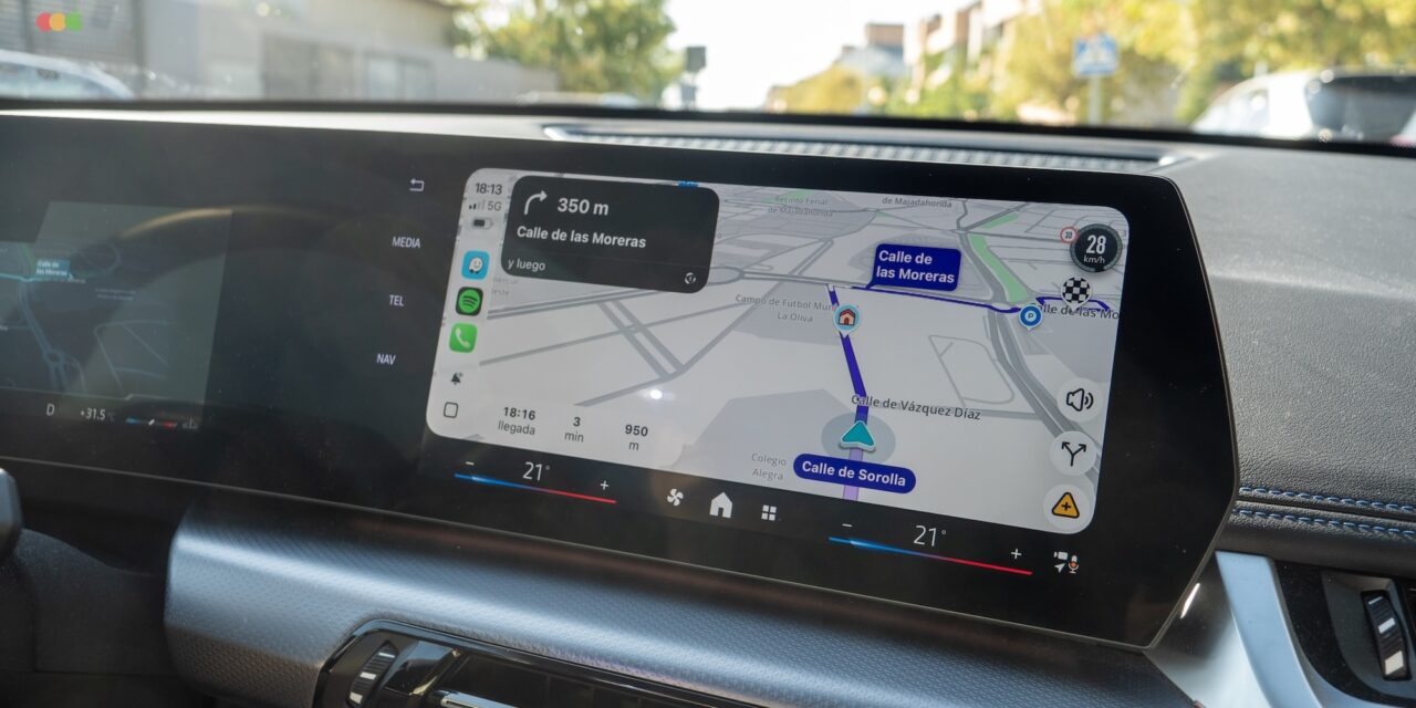 Waze en Apple CarPlay: nuevo modo “Hablar menos”
